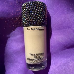 Custom bling top MAC Studio Fix Fluid.